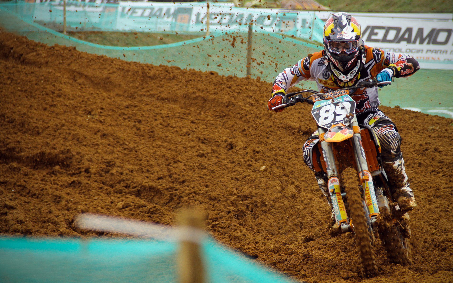 青少年“希望之光”在新疆乌鲁木齐点亮,助力边远地区体育发展